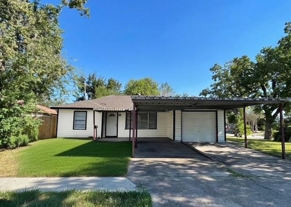 2402 Rosemead Dr - Photo 1