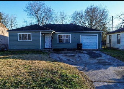 4810 Scenic Drive - Photo 1