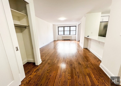 East 89th Street - Photo 1