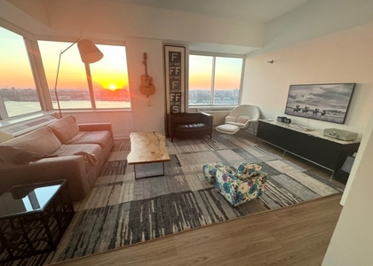 160 Riverside Boulevard, New Y - Photo 1