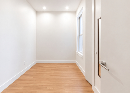 662 Park Place - Photo 1