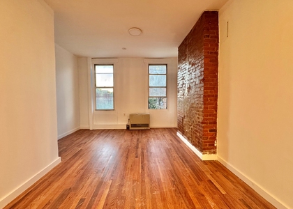 144 Suydam Street - Photo 1