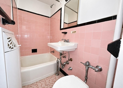 936 West End Avenue - Photo 1