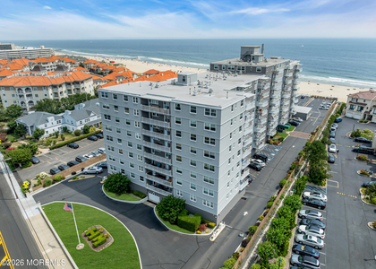675 Ocean Avenue N - Photo 1