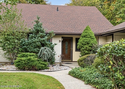132 Amberly Drive - Photo 1