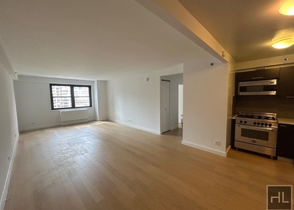 East 39th Street - Photo 1