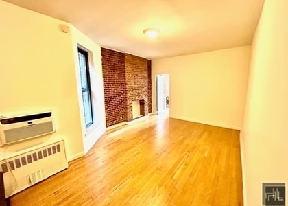 East 84 Street - Photo 1