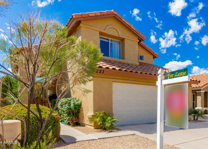 3223 E Poinsettia Drive - Photo 1