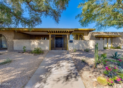 3736 E Montecito Avenue - Photo 1