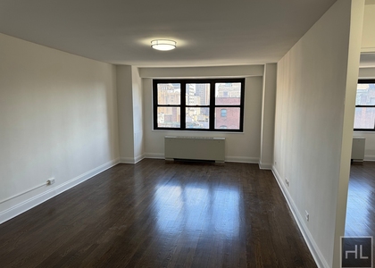 East 16 Avenue - Photo 1