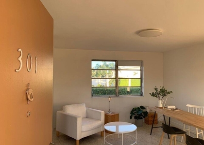 649 Sw 9 Street - Photo 1