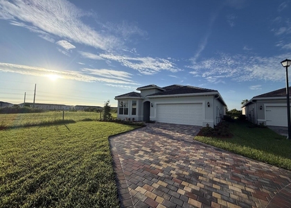 13663 Sw Vermillion Circle - Photo 1