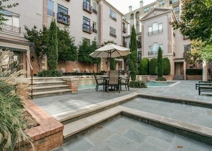 2885 Woodside Street - Photo 1