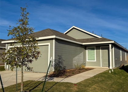 3915 Selawik Street - Photo 1