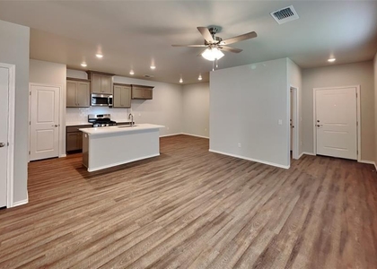 9321 Nw 124th Street - Photo 1