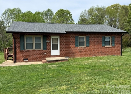 1220 Rickert Street - Photo 1