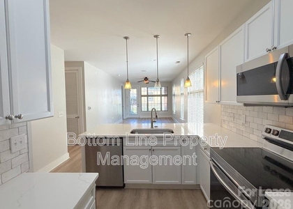 1101 1st Street - Photo 1