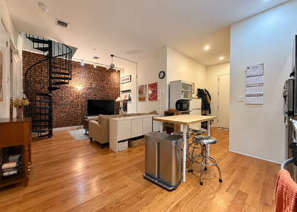 664 Park Place - Photo 1