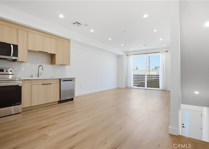 16106 Leadwell St - Photo 1
