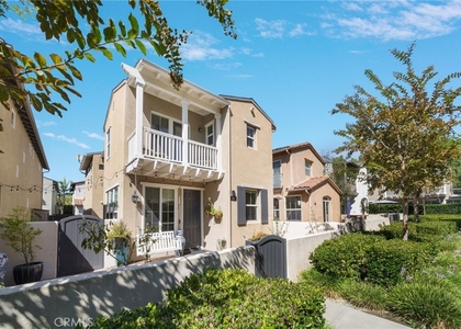 66 Amy Way - Photo 1