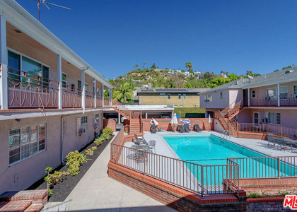 4141 Los Feliz Boulevard - Photo 1