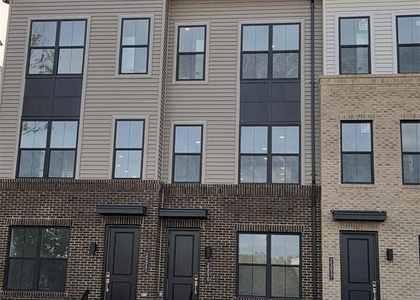 25039 Deselby Square - Photo 1