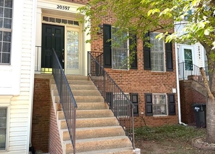 20597 Banbury Square - Photo 1