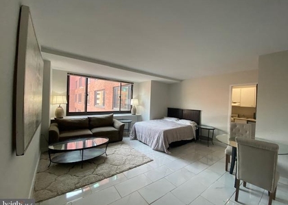 1011 Arlington Boulevard - Photo 1