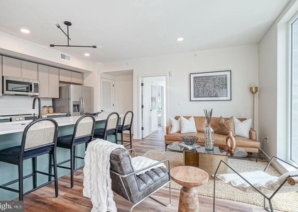 1301 Bainbridge Street - Photo 1