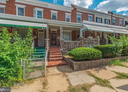 227 N Monastery Avenue - Photo 1