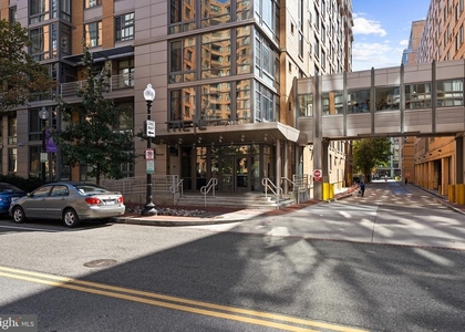 440 L Street Nw - Photo 1