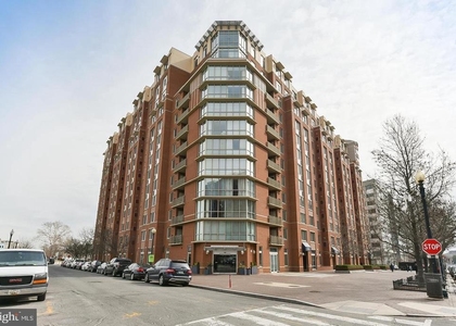 1000 New Jersey Avenue Se - Photo 1