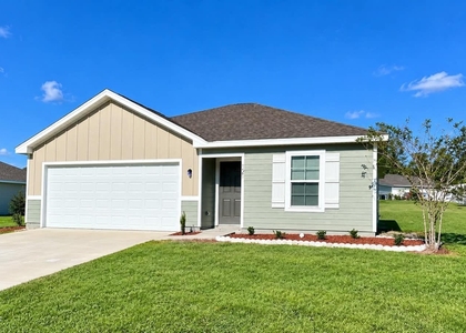 121 Sw Bre Lane - Photo 1