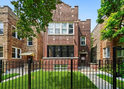 2726 N Harding Avenue - Photo 1