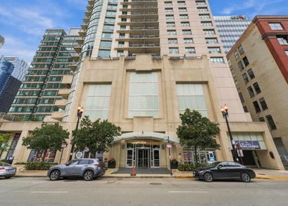 125 S Jefferson Street - Photo 1