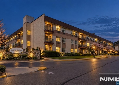 1111 River - Photo 1