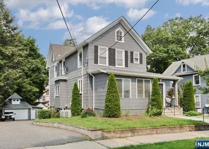 120 Liberty - Photo 1