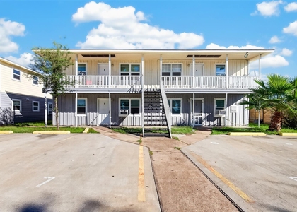 3501 Brewster - Photo 1
