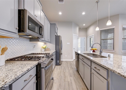 6022 Bristol Spur Lane - Photo 1