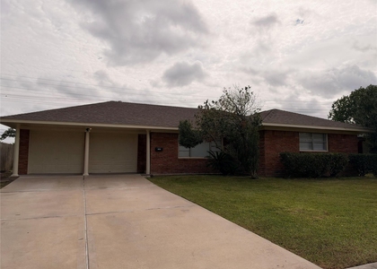 2101 John Street - Photo 1