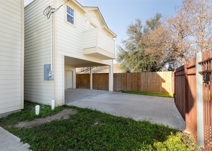 7750 Avenue J - Photo 1