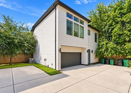 3015 Preston Street - Photo 1