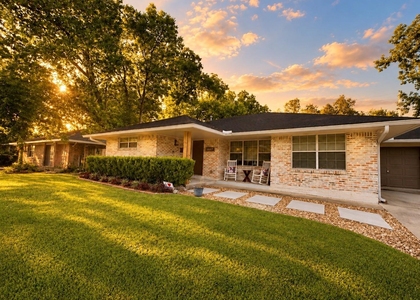 5007 Willowbend Boulevard - Photo 1