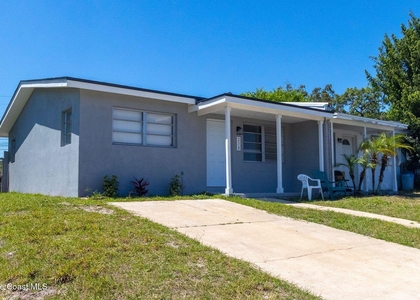 230 W Towne Place E - Photo 1