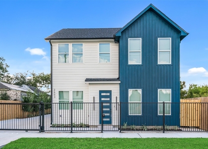 2603 Terry Street - Photo 1