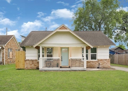 1519 Munger Street - Photo 1
