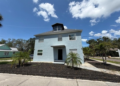 101 W Lemon Street - Photo 1