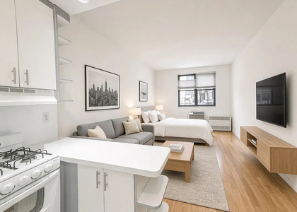  East 74th Street - Photo 1