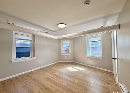 405 Main Street - Photo 1