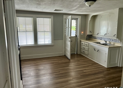 47 Arch Street - Photo 1